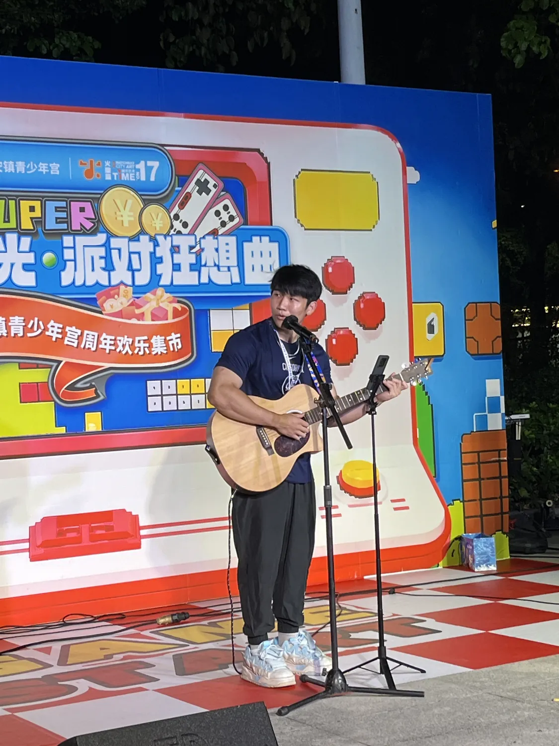 公益市集活动现场四